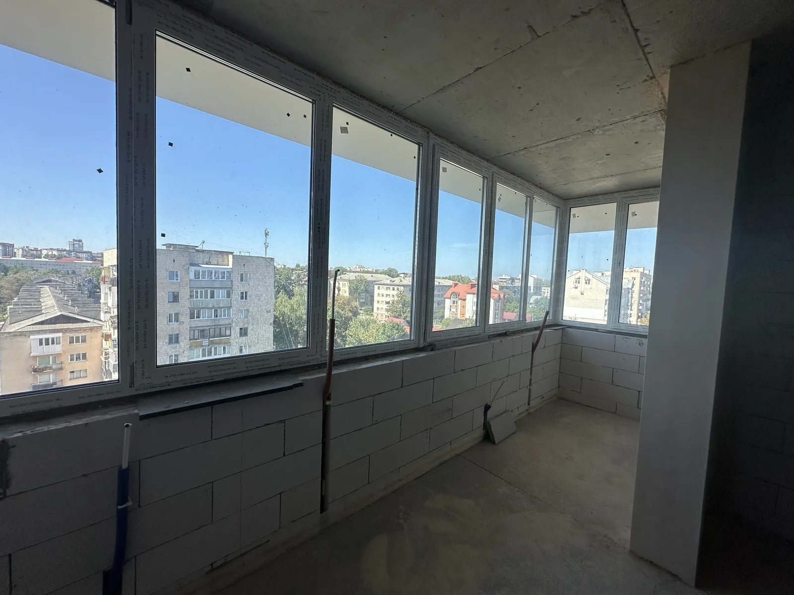 Продаж квартири 3 кімнати, 97 m², 10 пов./11 поверхів. 4, Миру вул., Тернопіль. 