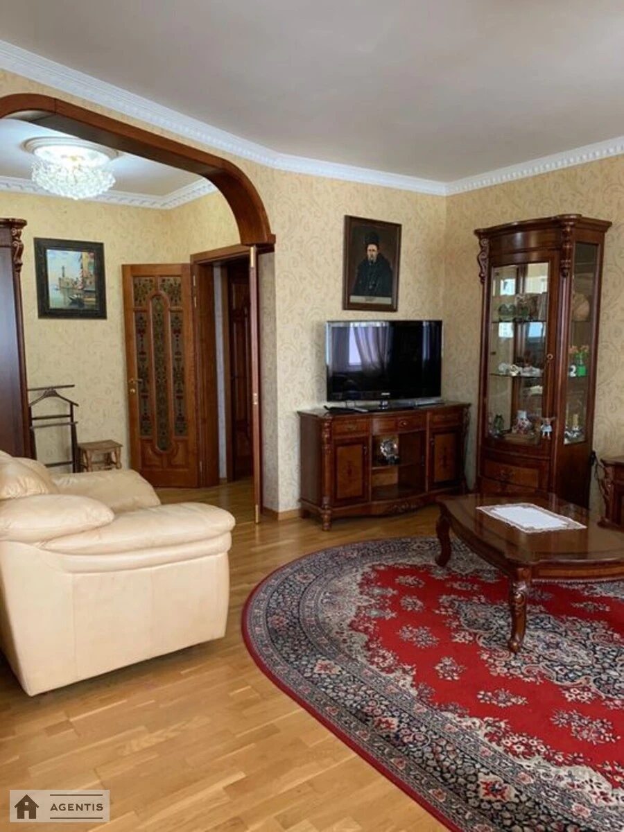 Apartment for rent 4 rooms, 133 m², 8th fl./16 floors. Holosiyivskyy rayon, Kyiv. 