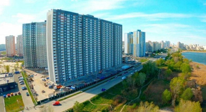 Продаж квартири. 2 rooms, 72.9 m², 17 floor/25 floors. 54, Ревуцького 54, Київ. 