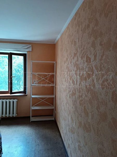 Продажа квартиры 3 комнаты, 71 m². Мстиславська вул. 173, Чернигов. 