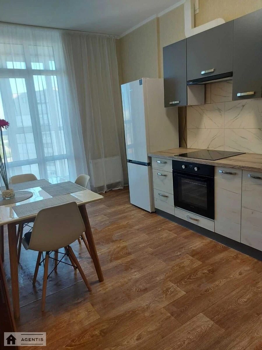 Apartment for rent 1 room, 42 m², 10th fl./25 floors. 14, Grodnenska 14, Kyiv. 