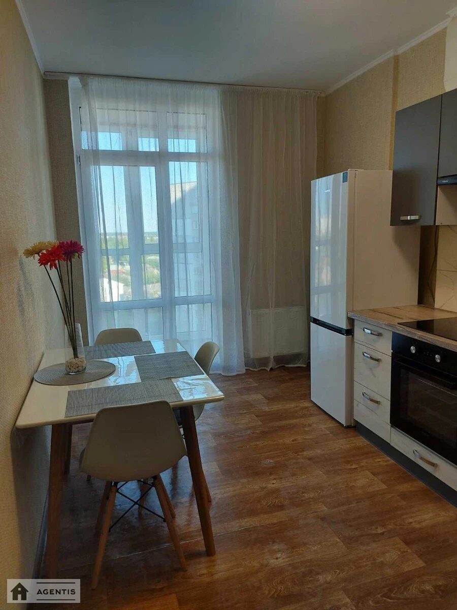 Apartment for rent 1 room, 42 m², 10th fl./25 floors. 14, Grodnenska 14, Kyiv. 