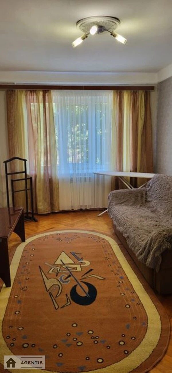 Apartment for rent 2 rooms, 46 m², 2nd fl./5 floors. 4, Eduarda Vilde vul., Kyiv. 