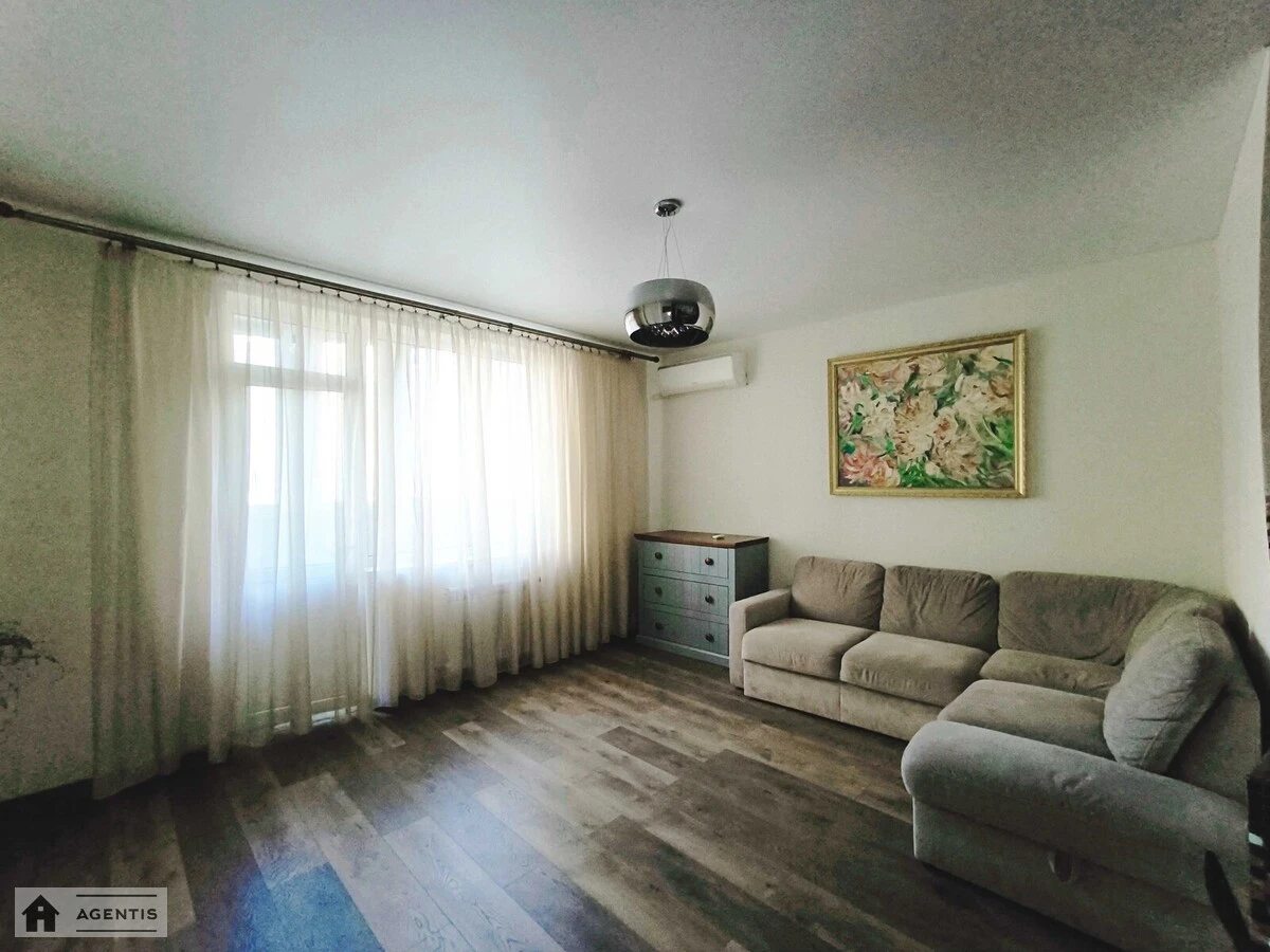 Apartment for rent 2 rooms, 71 m², 7th fl./23 floors. 19, Dniprovs'ka embankment 19, Kyiv. 