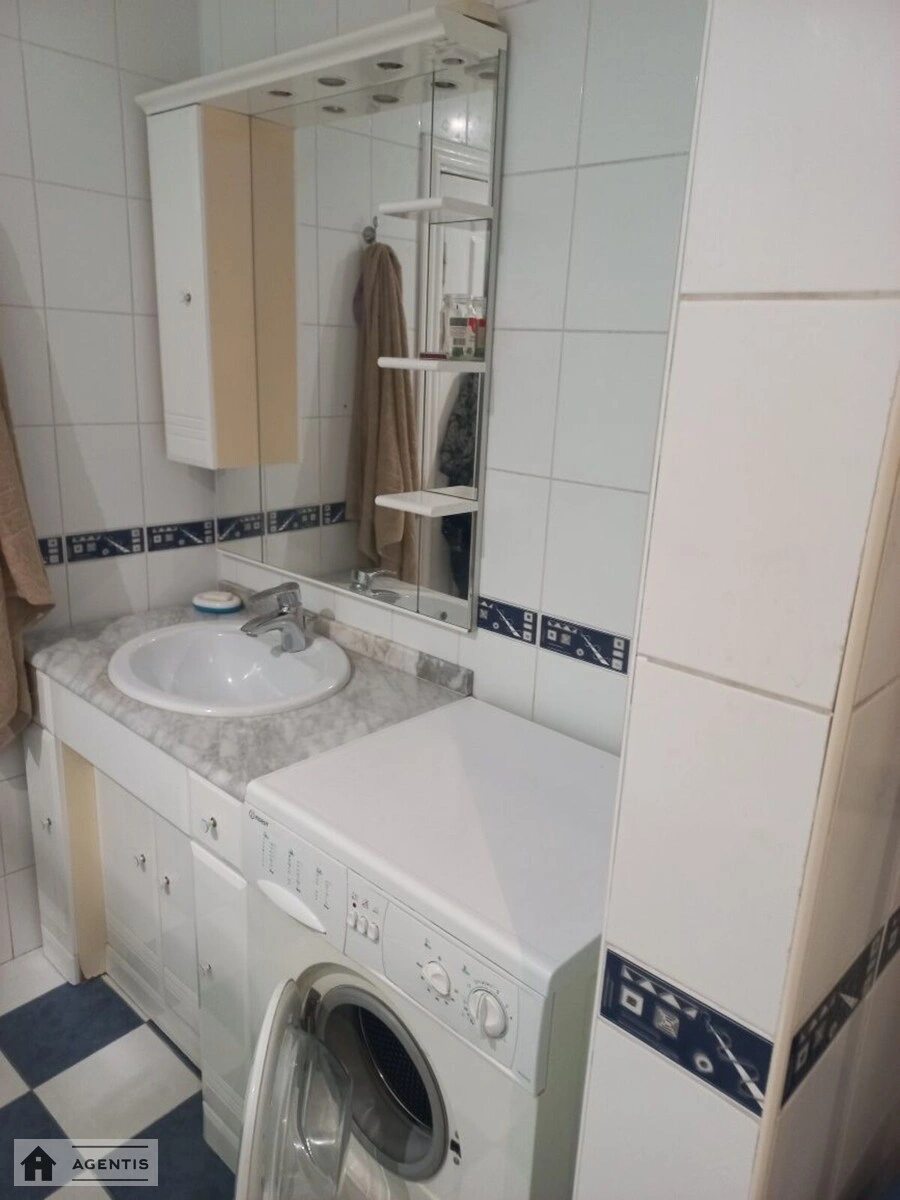 Здам квартиру 1 кімната, 64 m², 8 пов./12 поверхів. Дарницький район, Київ. 