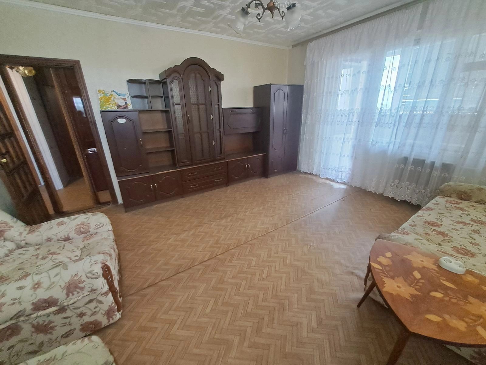 Apartments for sale 1 room, 43 m², 12th fl./16 floors. 10, Zhukova Marshala pr., Odesa. 