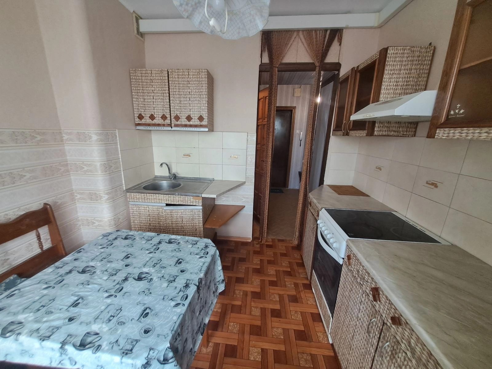 Apartments for sale 1 room, 43 m², 12th fl./16 floors. 10, Zhukova Marshala pr., Odesa. 