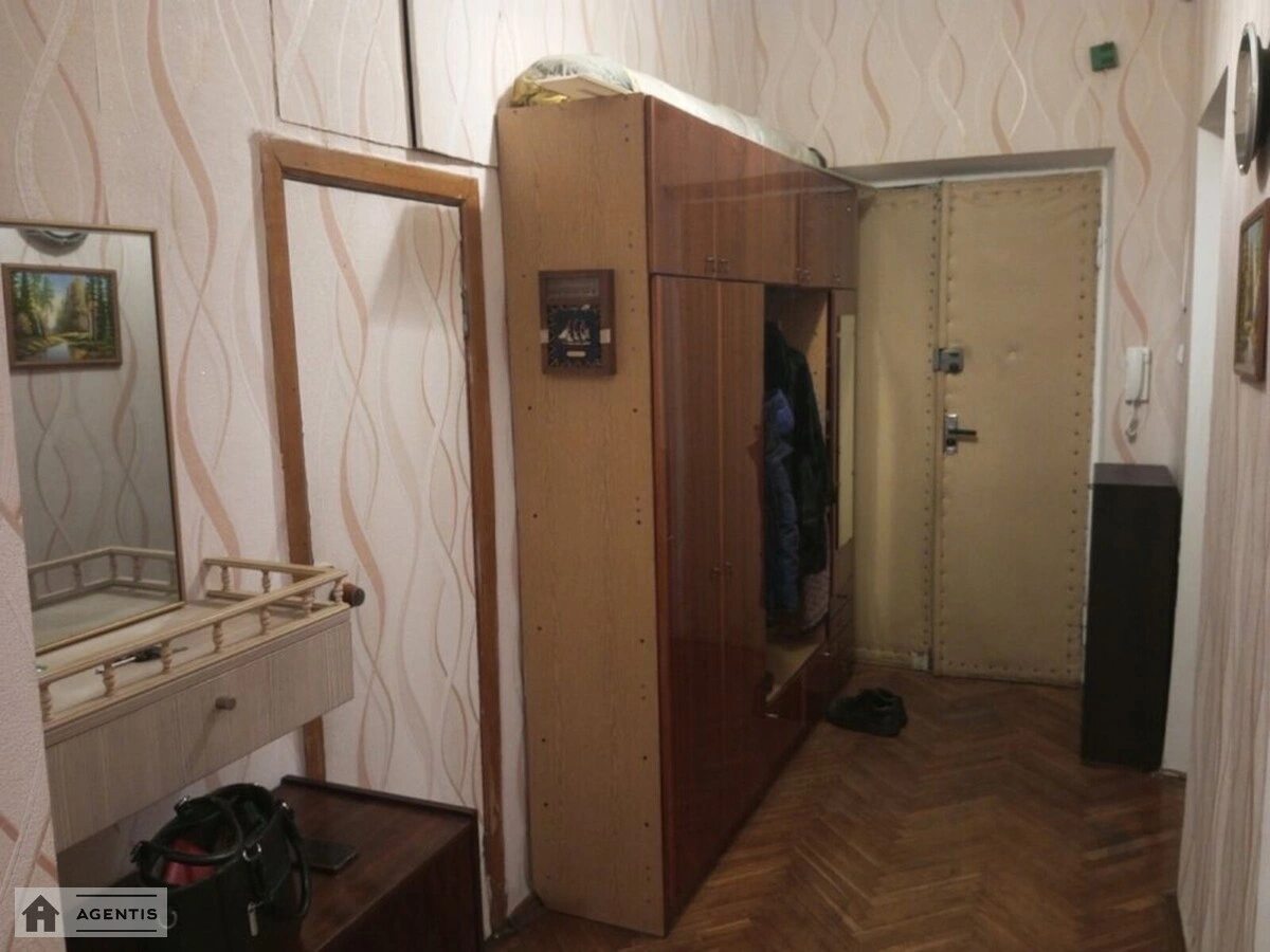 Здам квартиру 2 кімнати, 46 m², 5 пов./5 поверхів. Солом’янський район, Київ. 