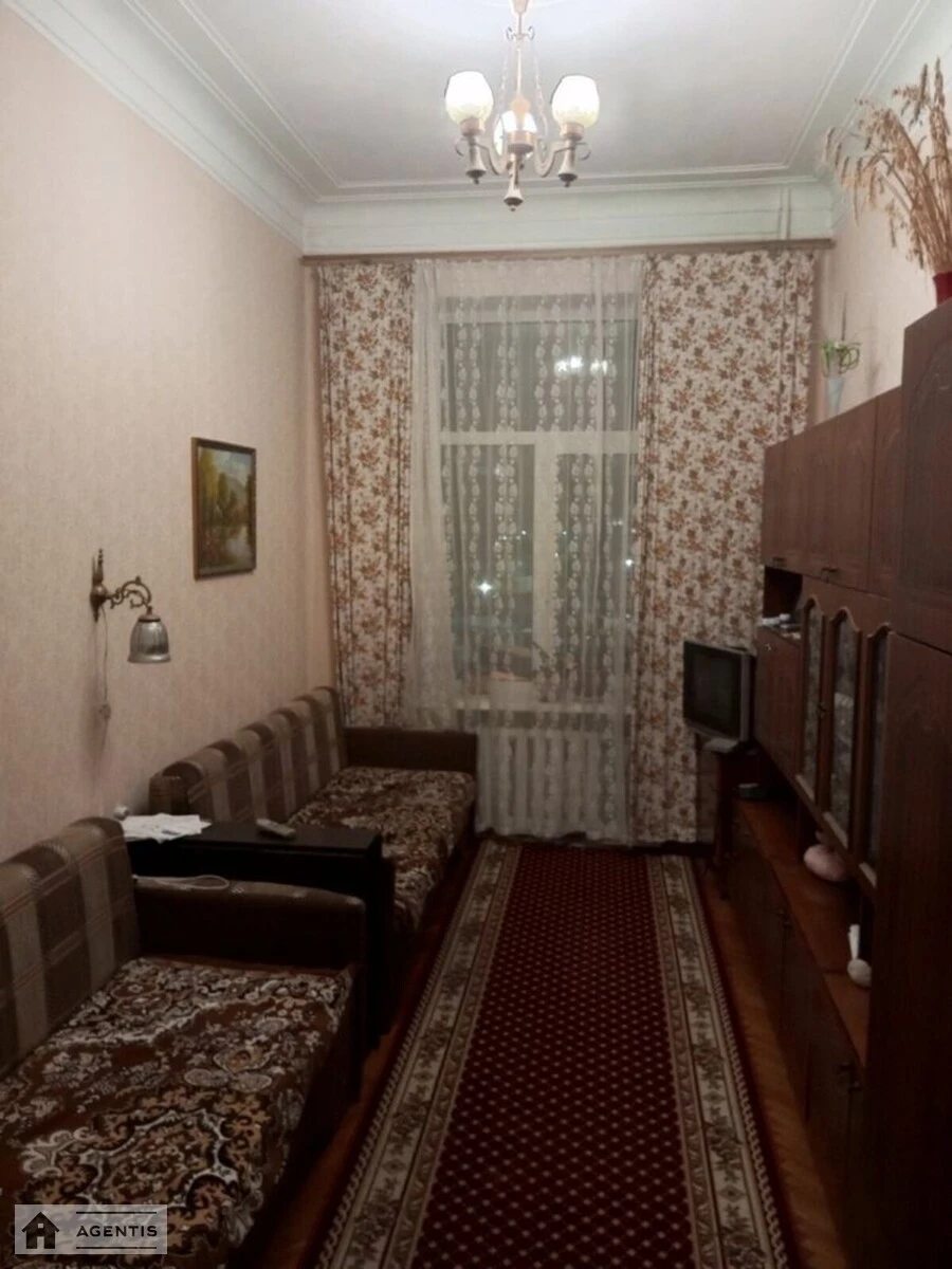 Apartment for rent 2 rooms, 46 m², 5th fl./5 floors. Solomyanskyy rayon, Kyiv. 