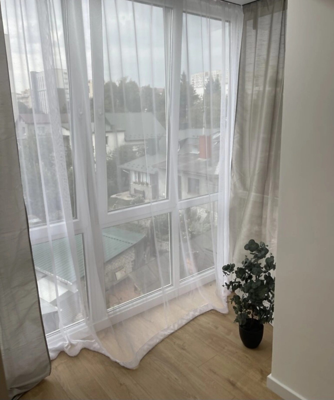 Apartments for sale 2 rooms, 75 m², 4th fl./10 floors. Дружба, Ternopil. 