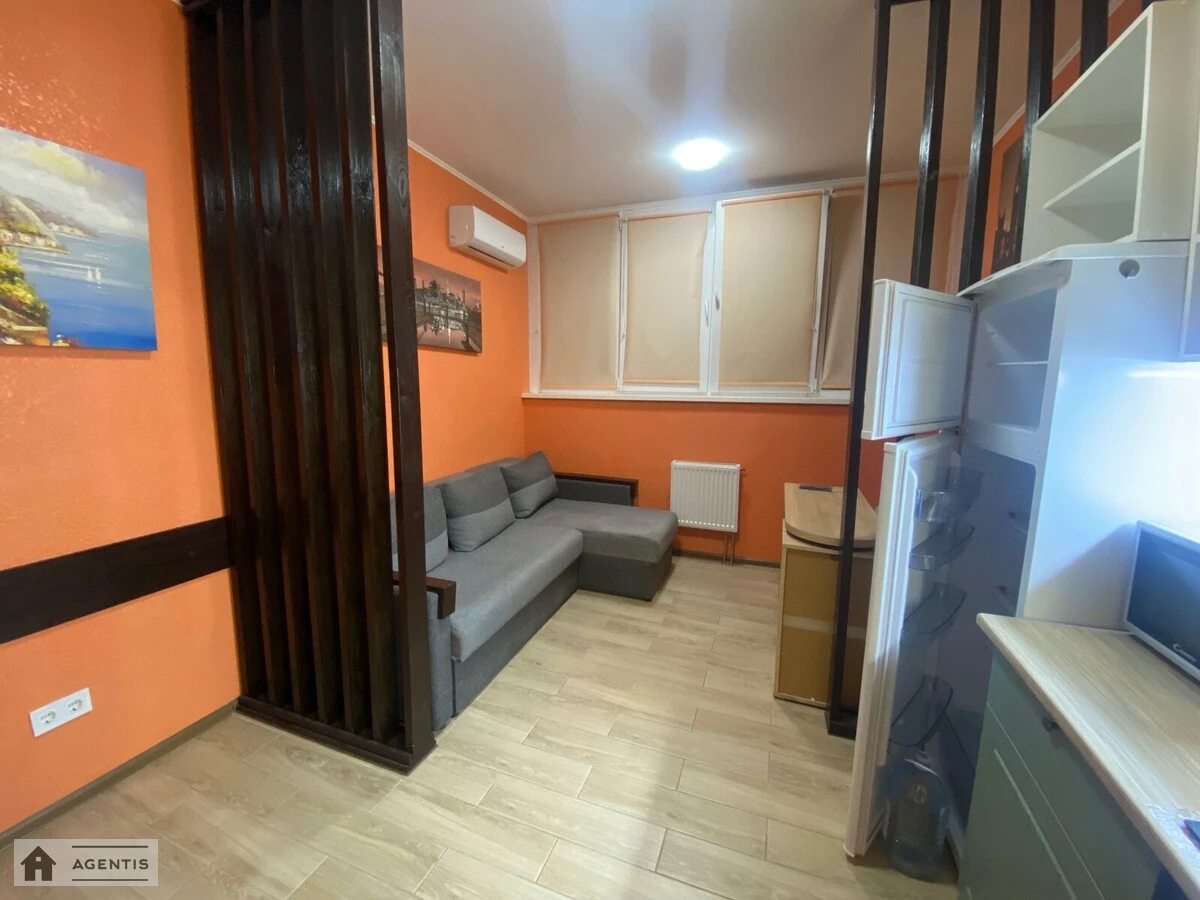 Apartment for rent 1 room, 43 m², 24th fl./25 floors. 3, Oleny Pchilky vul., Kyiv. 