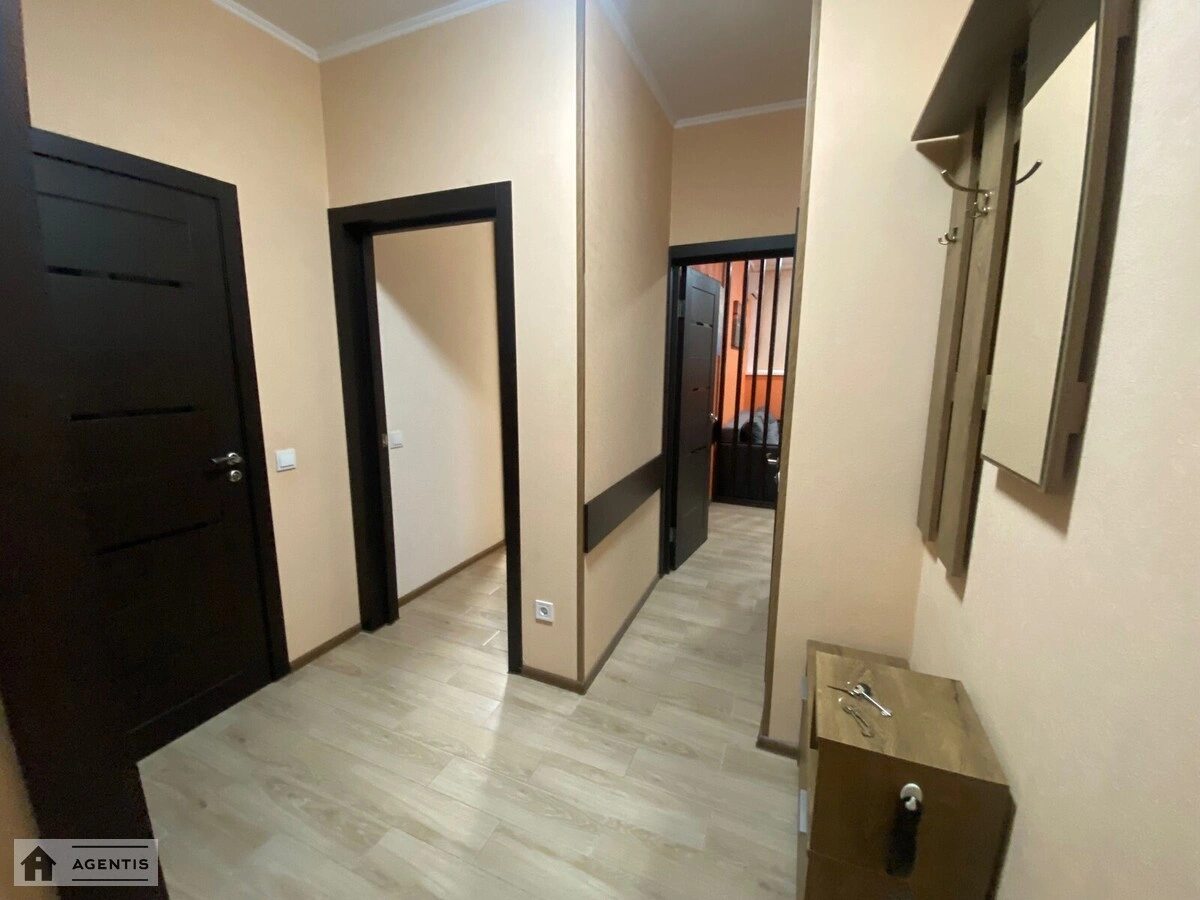 Сдам квартиру 1 комната, 43 m², 24 эт./25 этажей. 3, Олени Пчілки вул., Киев. 