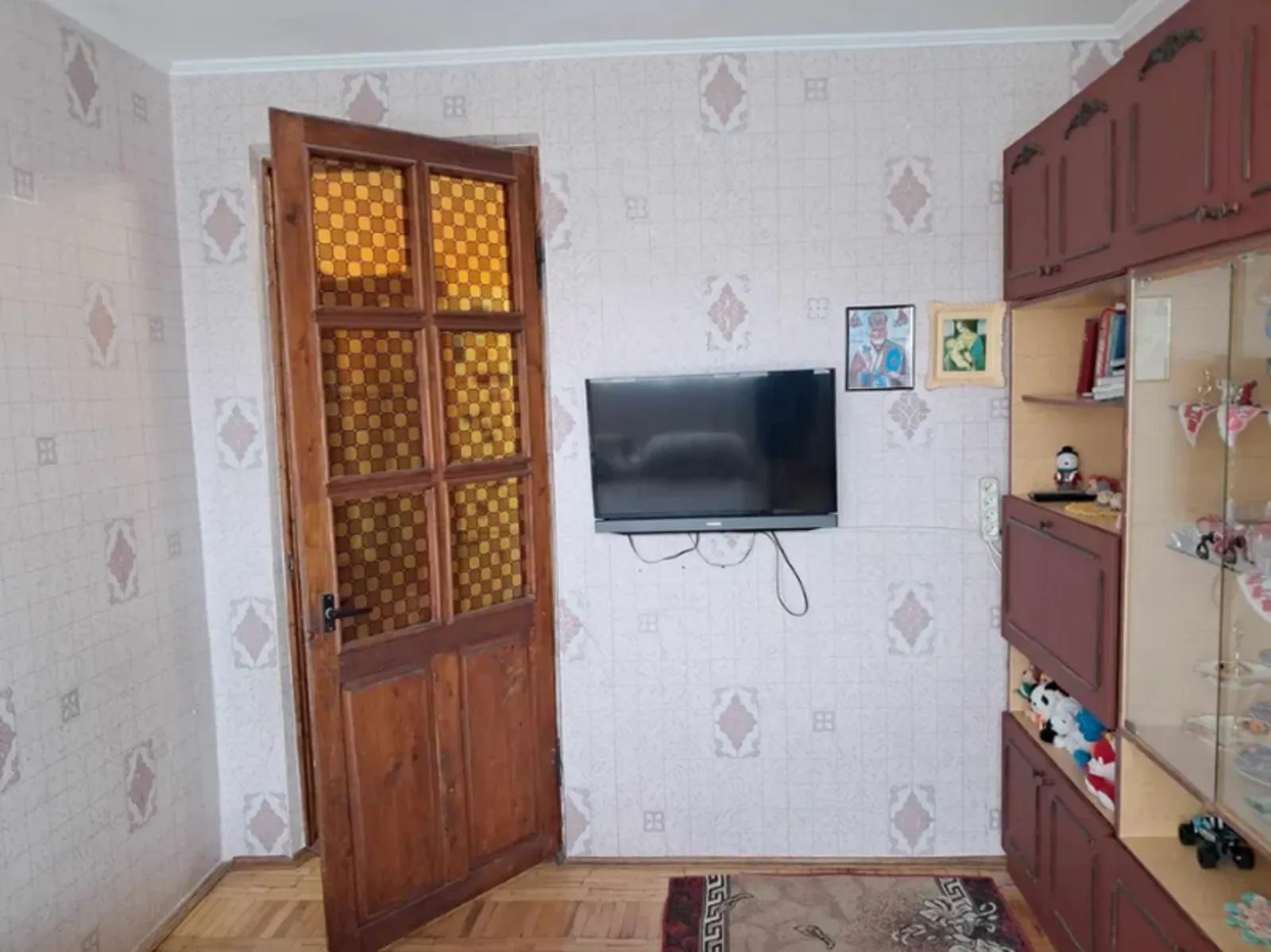 Apartments for sale 2 rooms, 36 m², 5th fl./5 floors. Сахарный завод, Ternopil. 