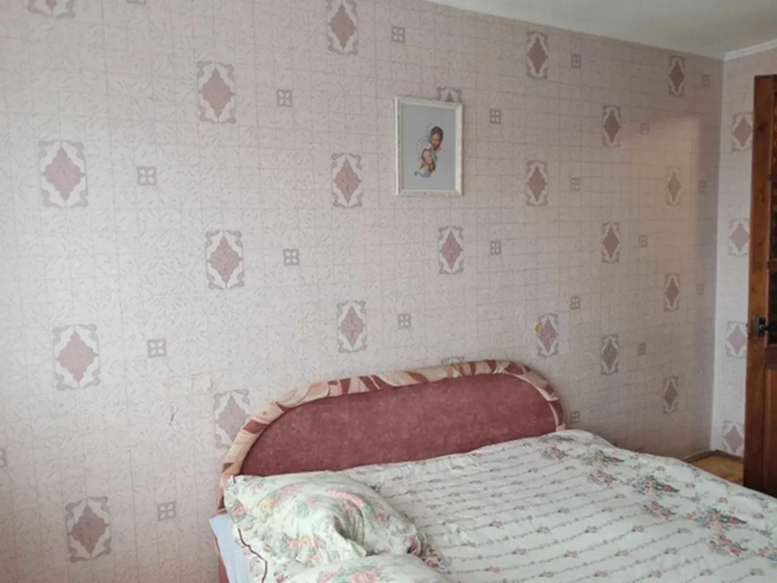 Apartments for sale 2 rooms, 36 m², 5th fl./5 floors. Сахарный завод, Ternopil. 