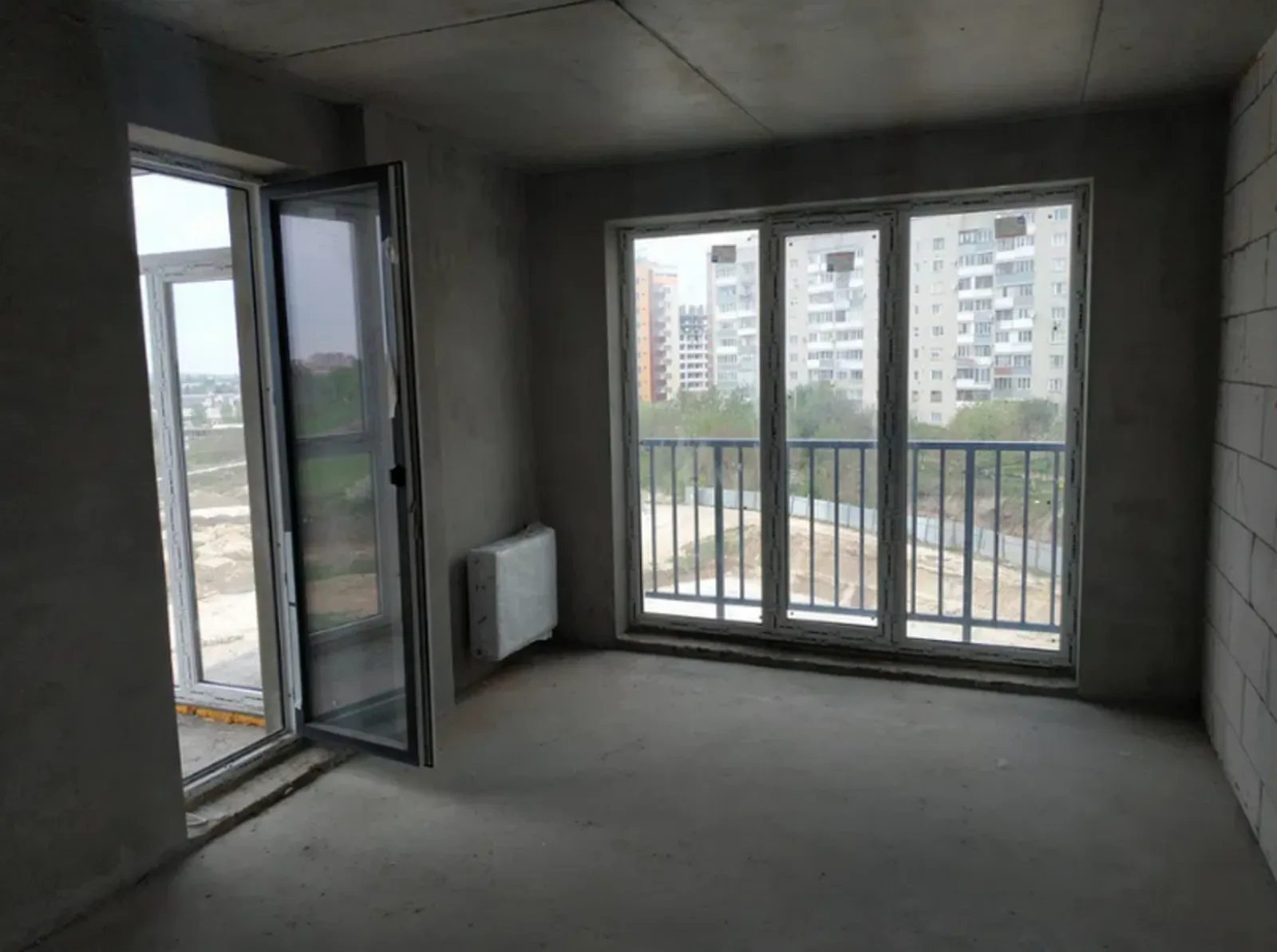 Apartments for sale 2 rooms, 55 m², 4th fl./13 floors. Tarnavskoho Henerala vul., Ternopil. 