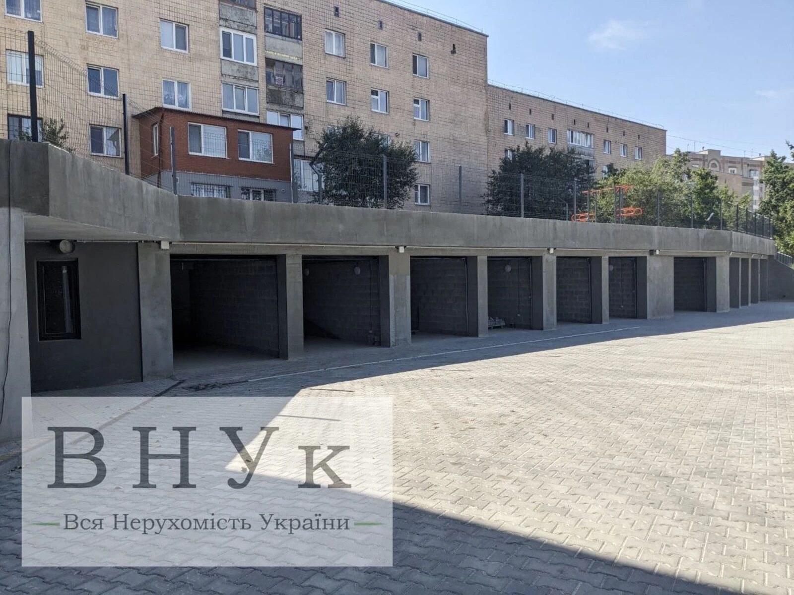 Продаж квартири 2 кімнати, 555 m², 9 пов./9 поверхів. Будного С. , Тернопіль. 