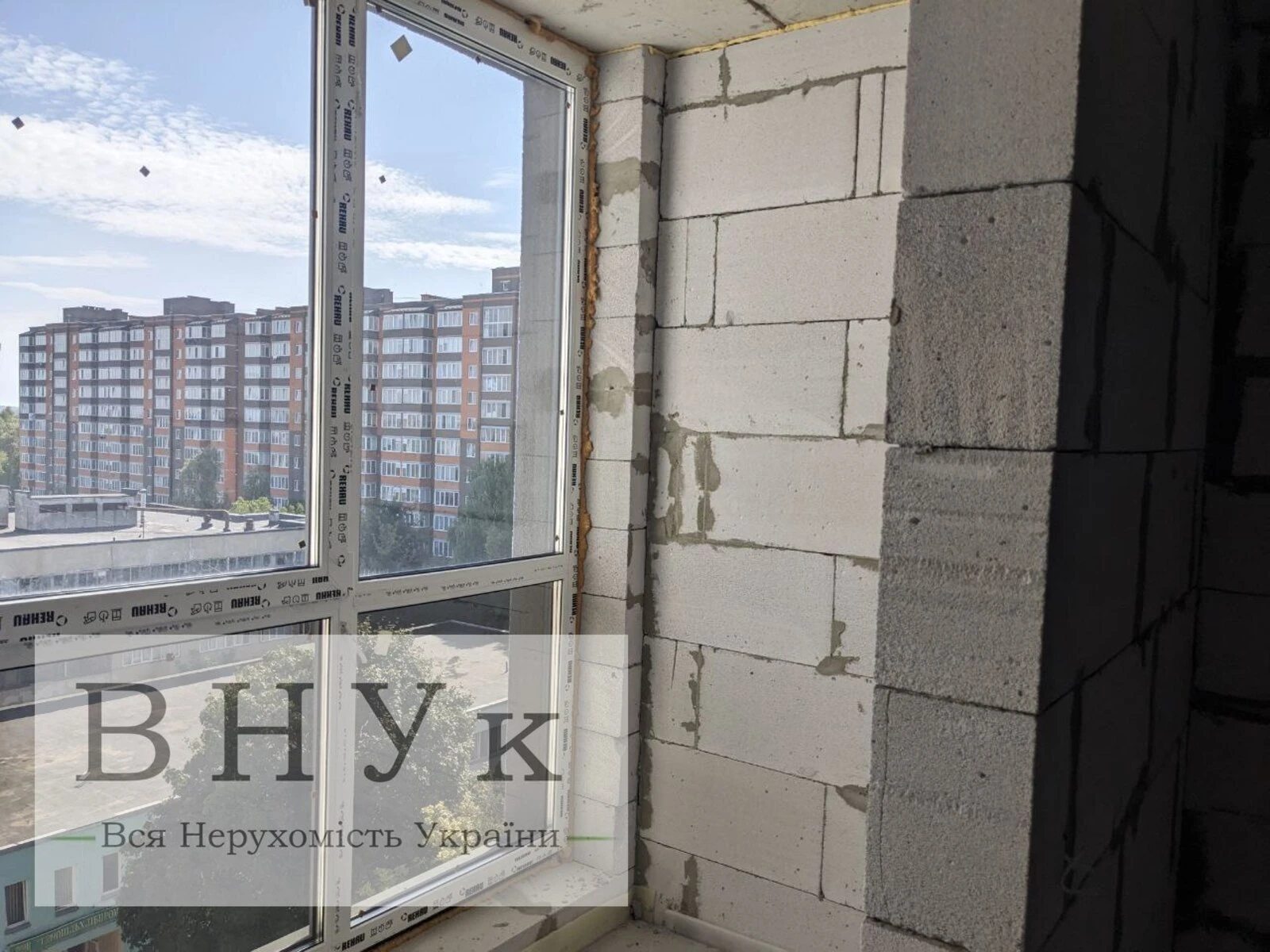 Продаж квартири 2 кімнати, 555 m², 9 пов./9 поверхів. Будного С. , Тернопіль. 