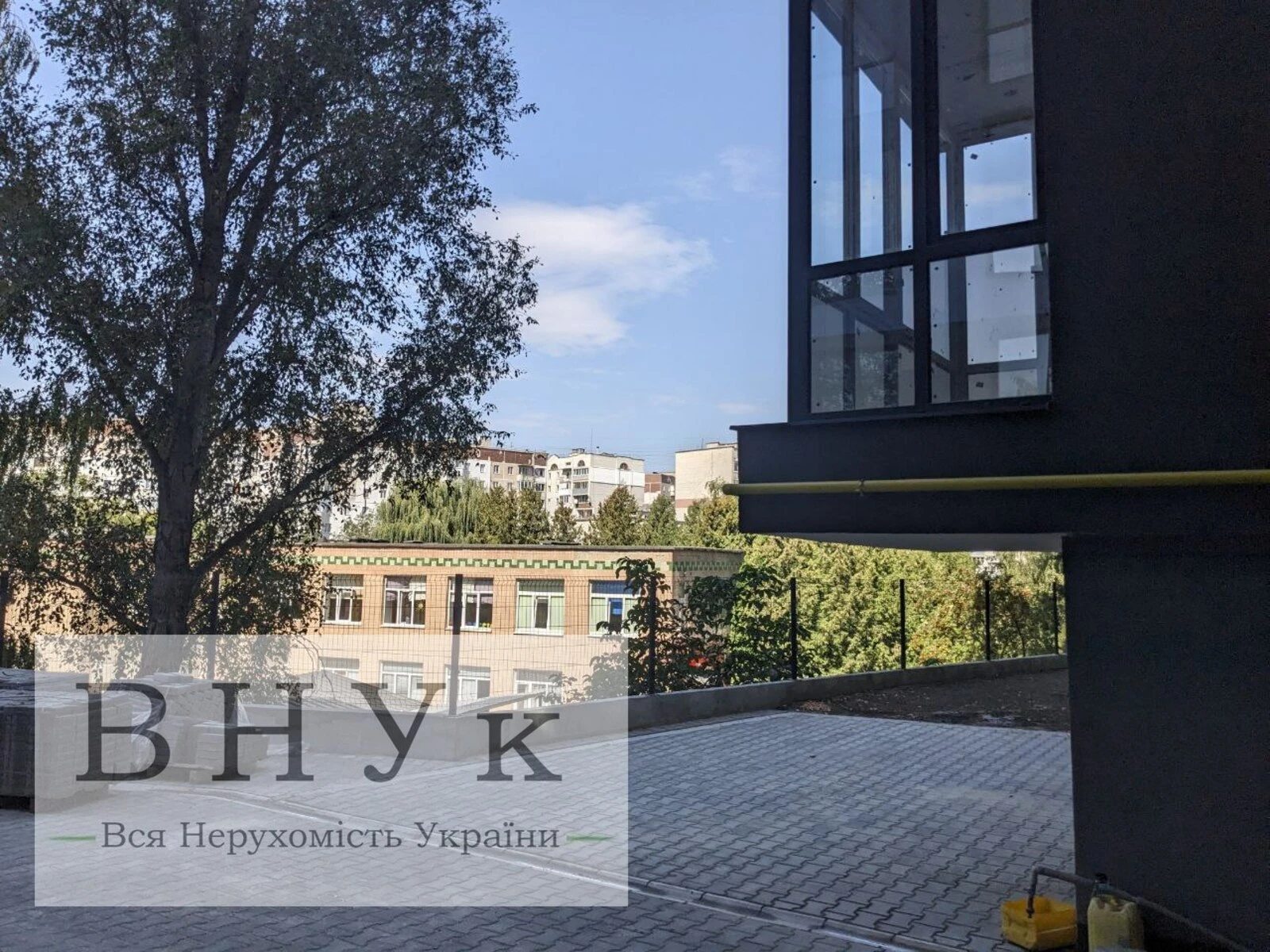 Продаж квартири 2 кімнати, 555 m², 9 пов./9 поверхів. Будного С. , Тернопіль. 