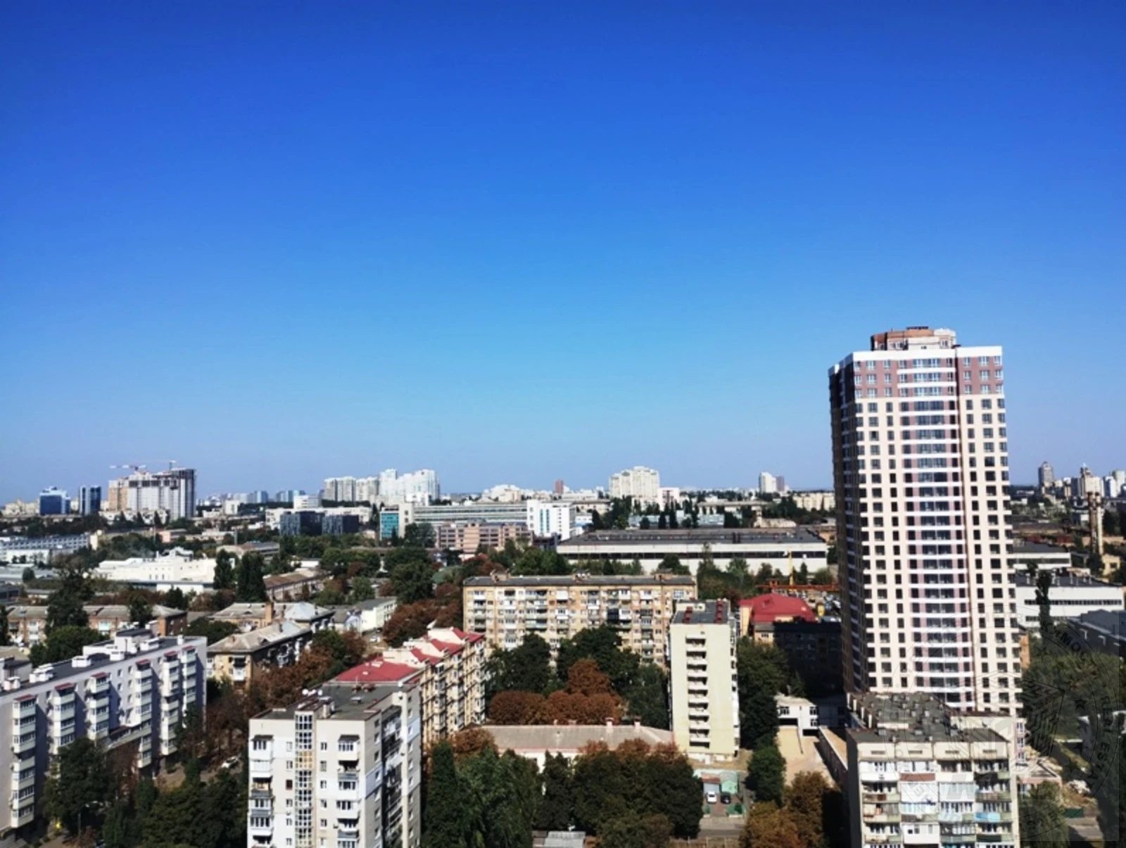 Apartments for sale 2 rooms, 72 m², 21st fl./21 floors. 31, Garmatna 31, Kyiv. 