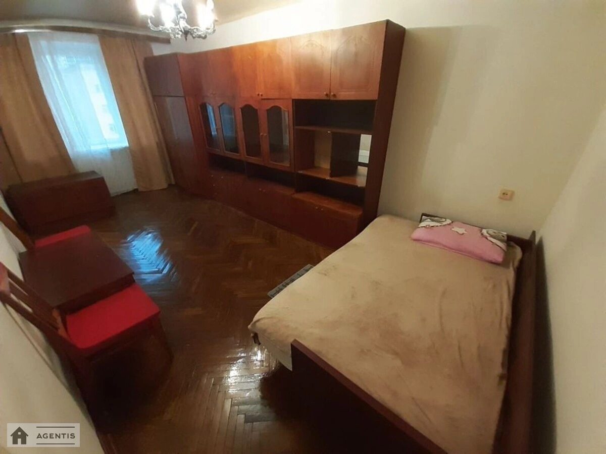 Apartment for rent 1 room, 28 m², 4th fl./5 floors. 41, Mykhayla Boychuka vul. Vaso Kikvidze, Kyiv. 