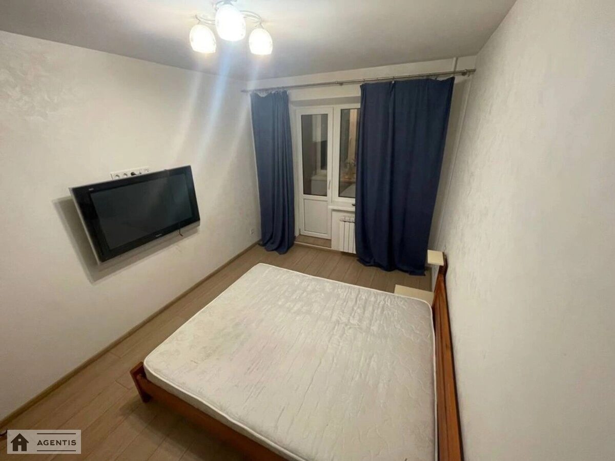 Здам квартиру 2 кімнати, 55 m², 4 пов./9 поверхів. 14, Північна 14, Київ. 