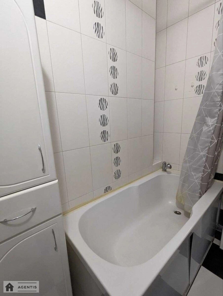 Здам квартиру 1 кімната, 41 m², 14 пов./25 поверхів. 6, Драгоманова 6, Київ. 