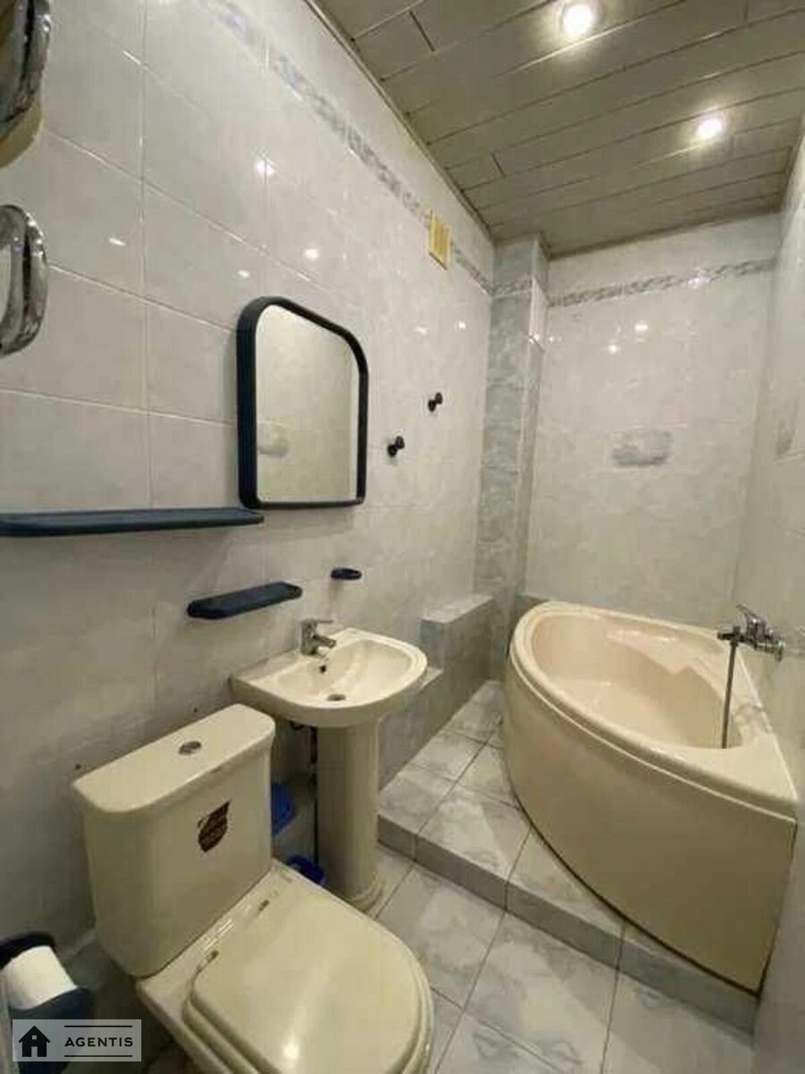 Здам квартиру 2 кімнати, 54 m², 2 пов./21 поверх. 8, Дарвіна 8, Київ. 