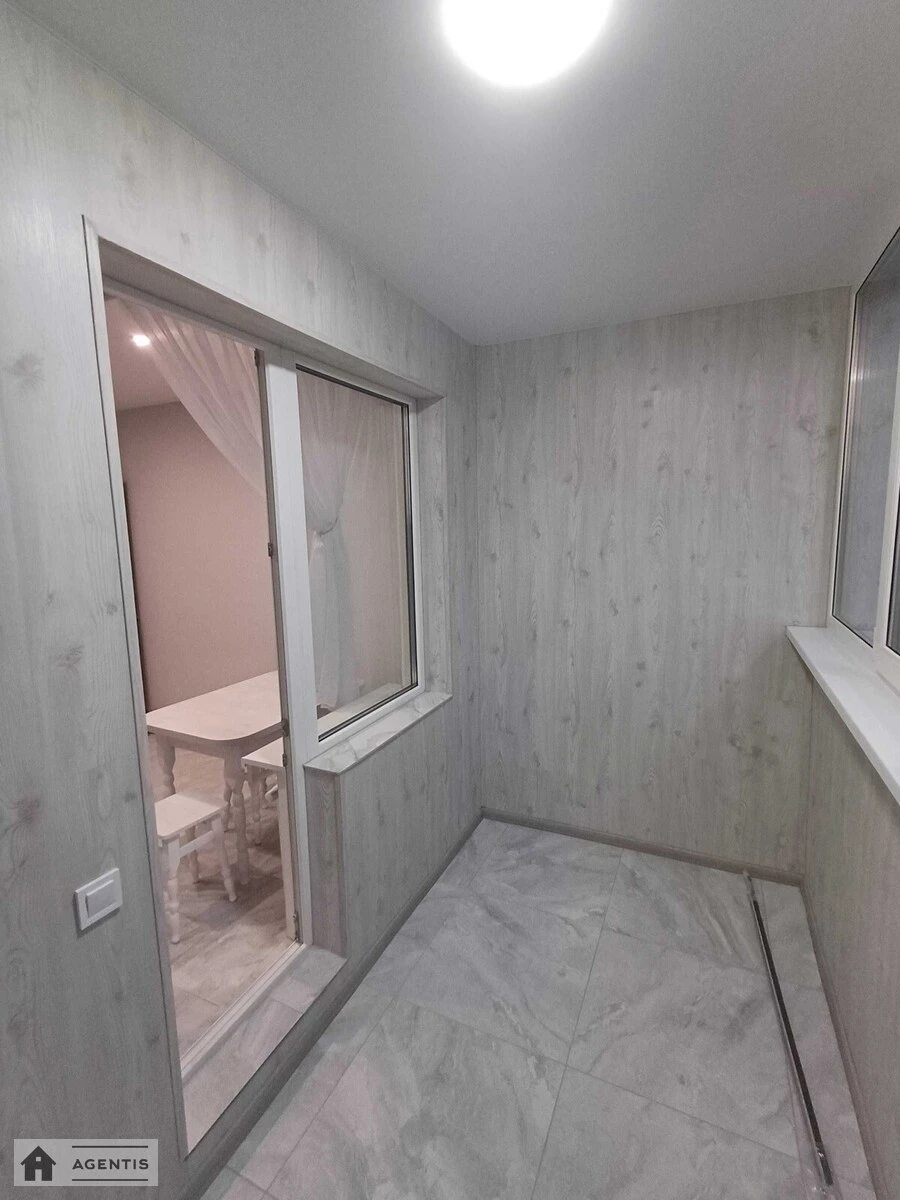 Здам квартиру 1 кімната, 53 m², 8 пов./24 поверхи. Балтійський, Київ. 