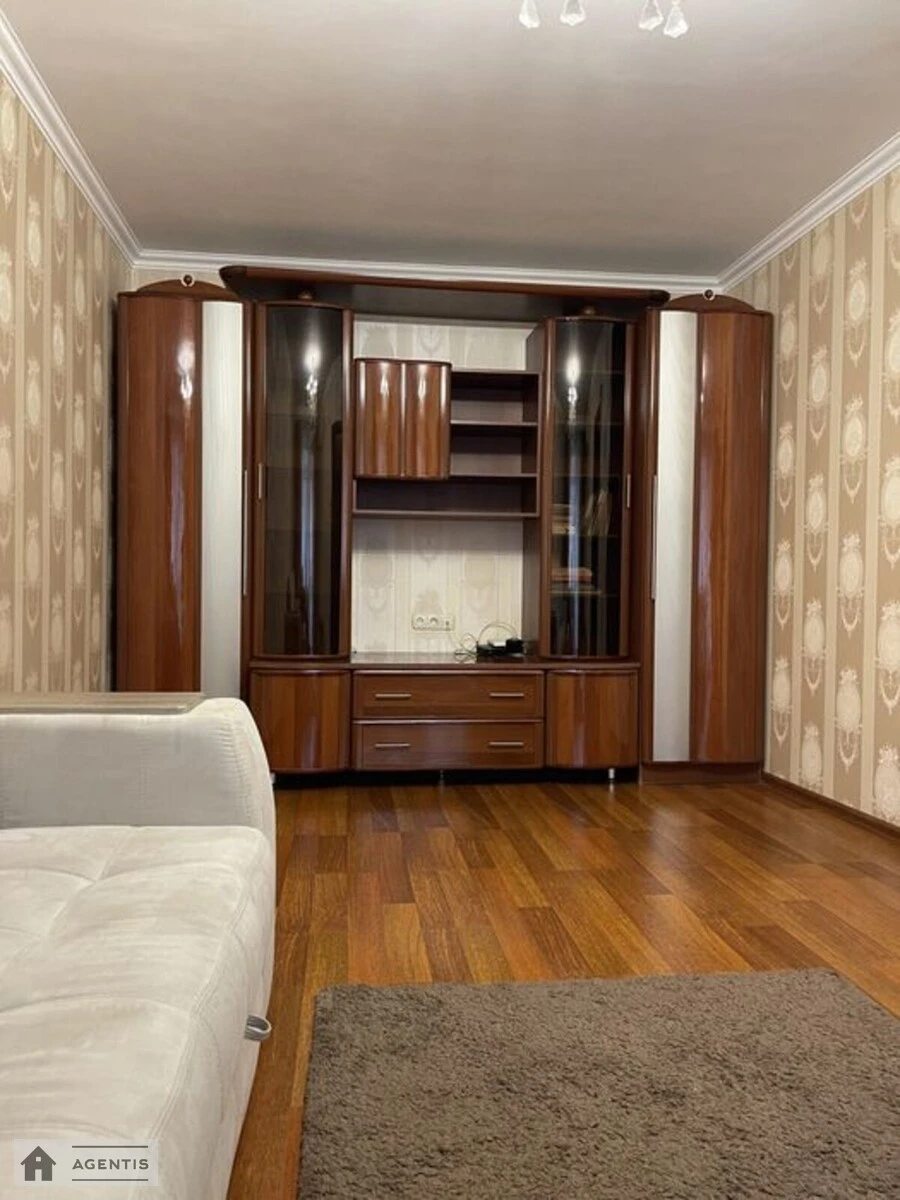 Apartment for rent 2 rooms, 51 m², 7th fl./9 floors. 48, Voskresenskyy prosp. Perova, Kyiv. 