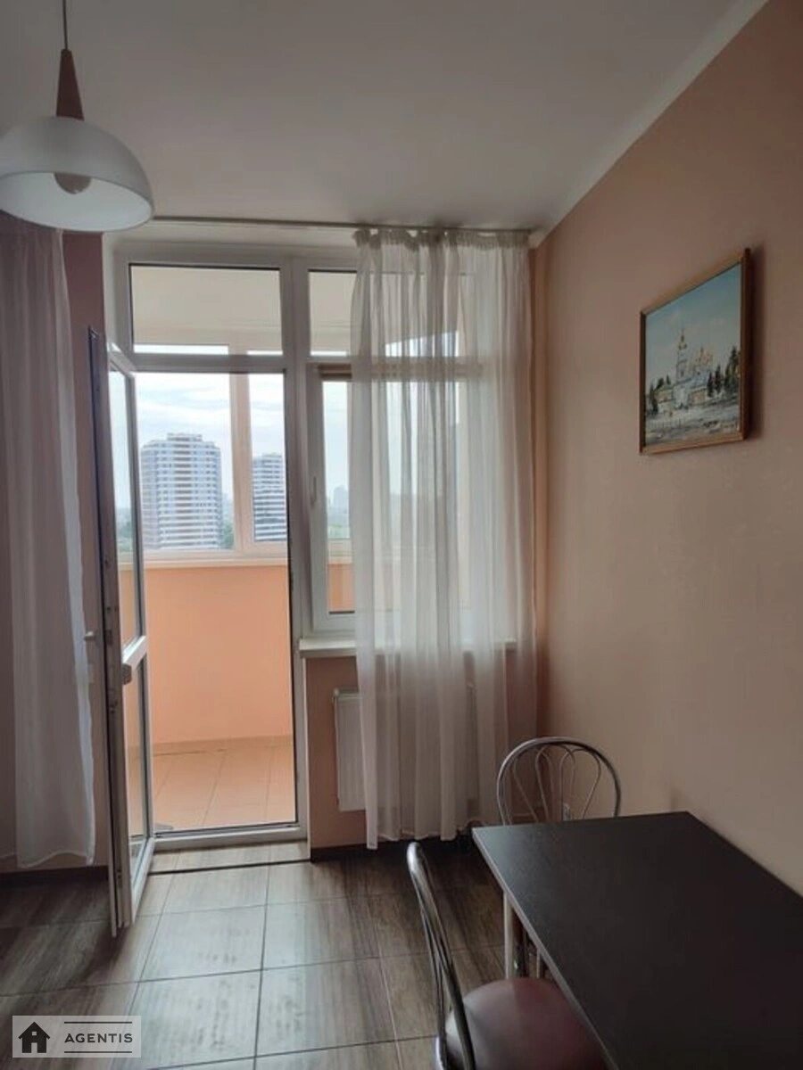 Apartment for rent 1 room, 42 m², 16th fl./25 floors. 16, Voskresenska 16, Kyiv. 