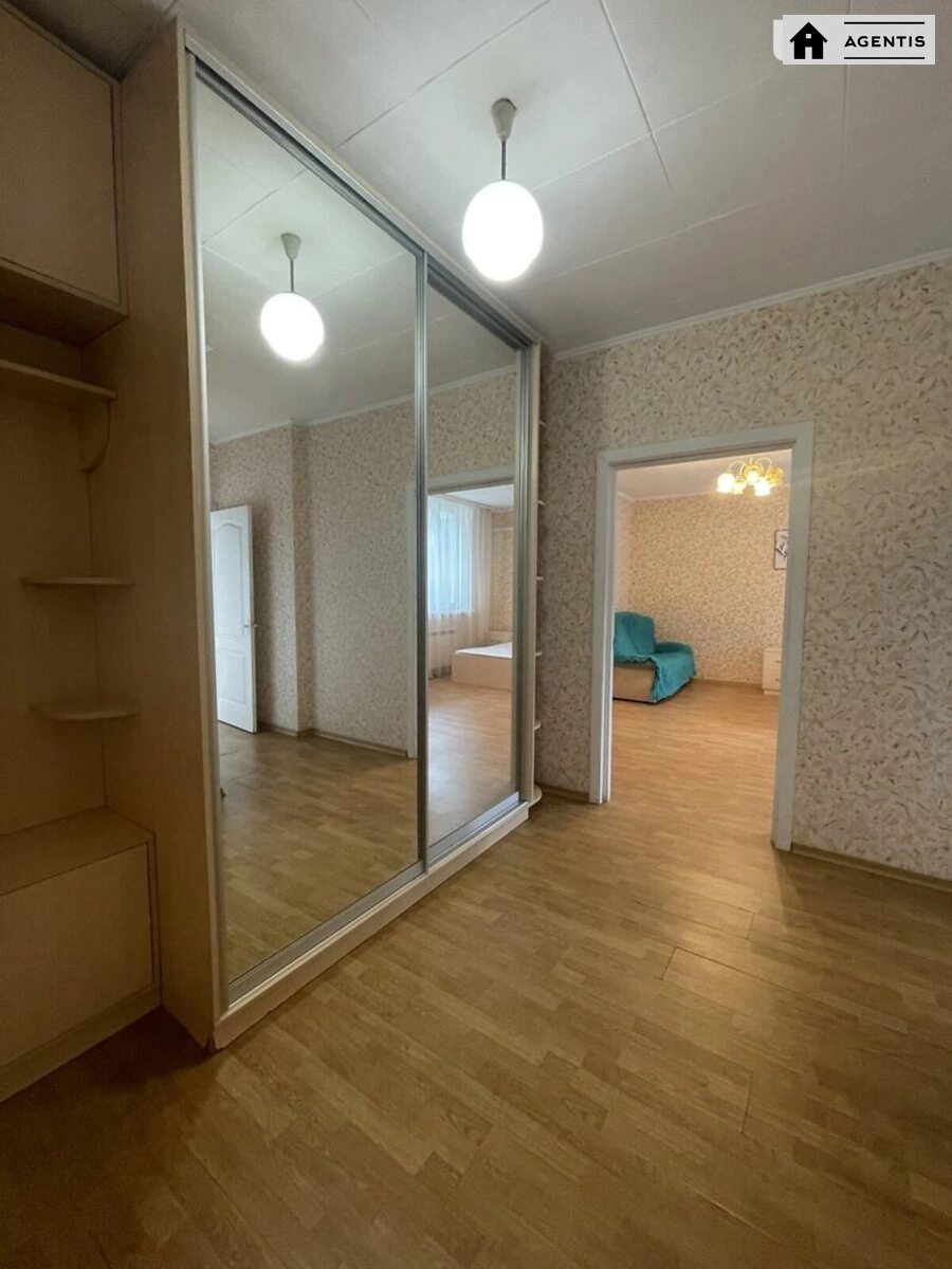 Apartment for rent 1 room, 52 m², 6th fl./21 floors. 4, Borysa Hmyri vul., Kyiv. 