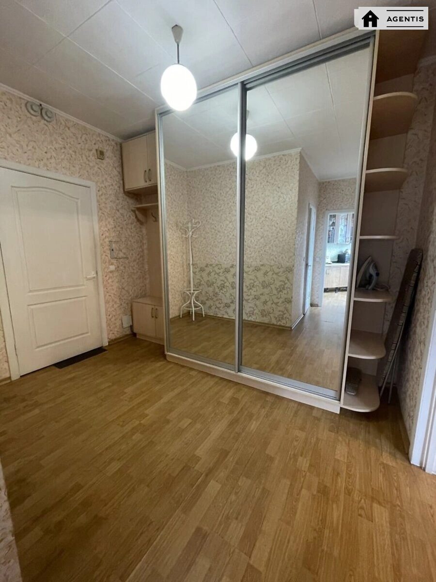 Apartment for rent 1 room, 52 m², 6th fl./21 floors. 4, Borysa Hmyri vul., Kyiv. 