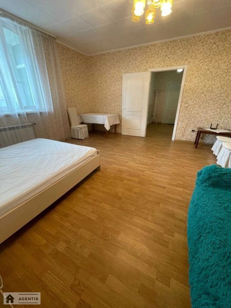 Apartment for rent 1 room, 52 m², 6th fl./17 floors. 4, Borysa Hmyri vul., Kyiv. 