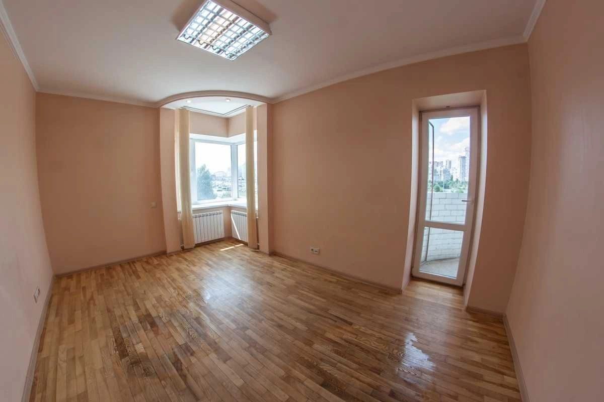 Apartment for rent 3 rooms, 91 m², 4th fl./16 floors. 26, Mykoly Bazhana prosp., Kyiv. 