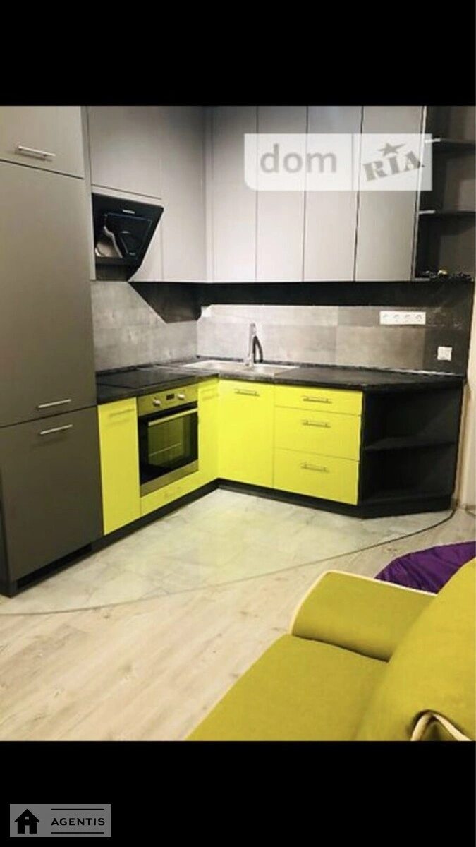 Здам квартиру 1 кімната, 40 m², 4 пов./26 поверхів. 58, Каховська 58, Київ. 