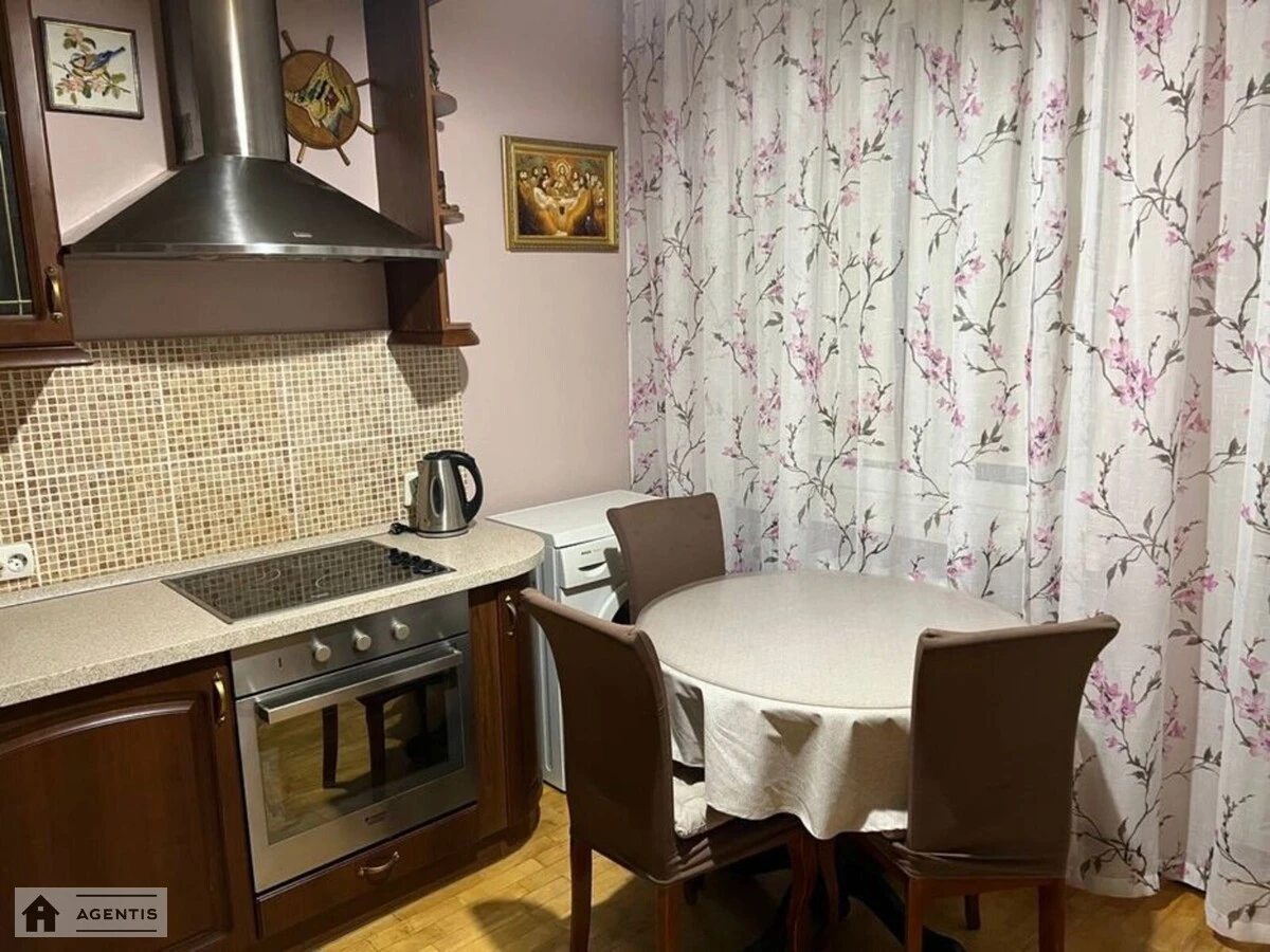 Apartment for rent 1 room, 41 m², 18th fl./22 floors. 12, Feodosiyskiy 12, Kyiv. 