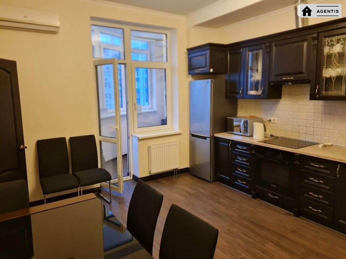 Сдам квартиру 2 комнаты, 54 m², 5 эт./9 этажей. 6, Якуба Коласа 6, Киев. 