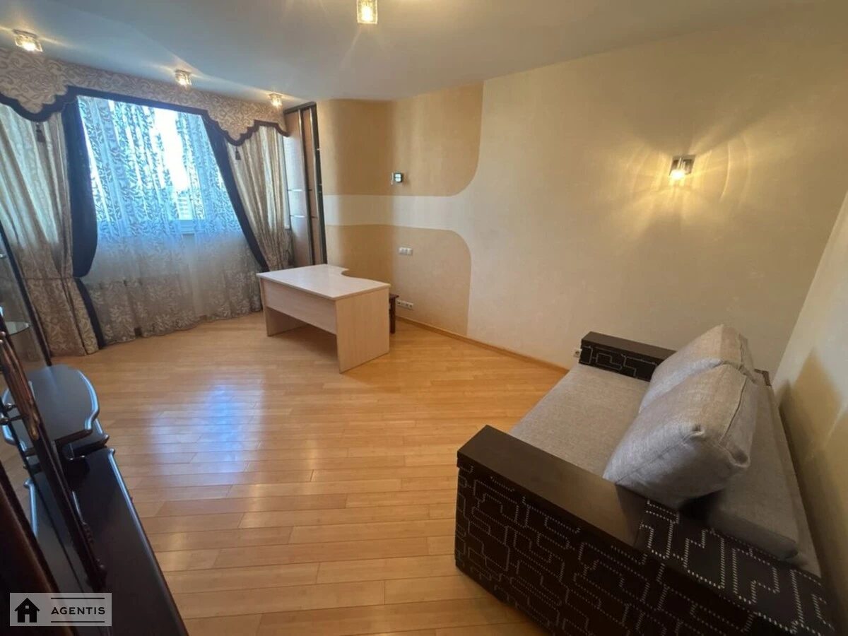 Apartment for rent 3 rooms, 105 m², 16th fl./17 floors. Vasylya Kasiyana vul., Kyiv. 