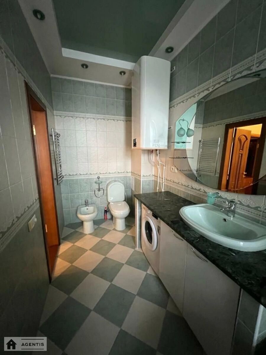 Сдам квартиру 3 комнаты, 158 m², 5 эт./8 этажей. 4, Дмитра Багалія вул. (Пожарського), Киев. 