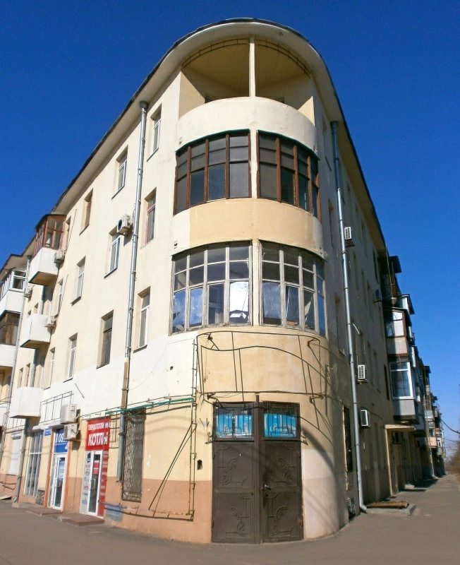 Продаж квартири. 3 rooms, 68 m², 4th floor/4 floors. 191, Пр. Московський, Харків. 