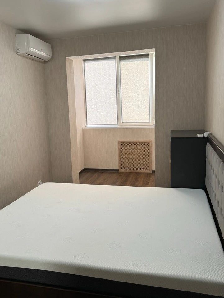 Здам квартиру 2 кімнати, 50 m², 9 пов./10 поверхів. Дарницький 4, Київ. 