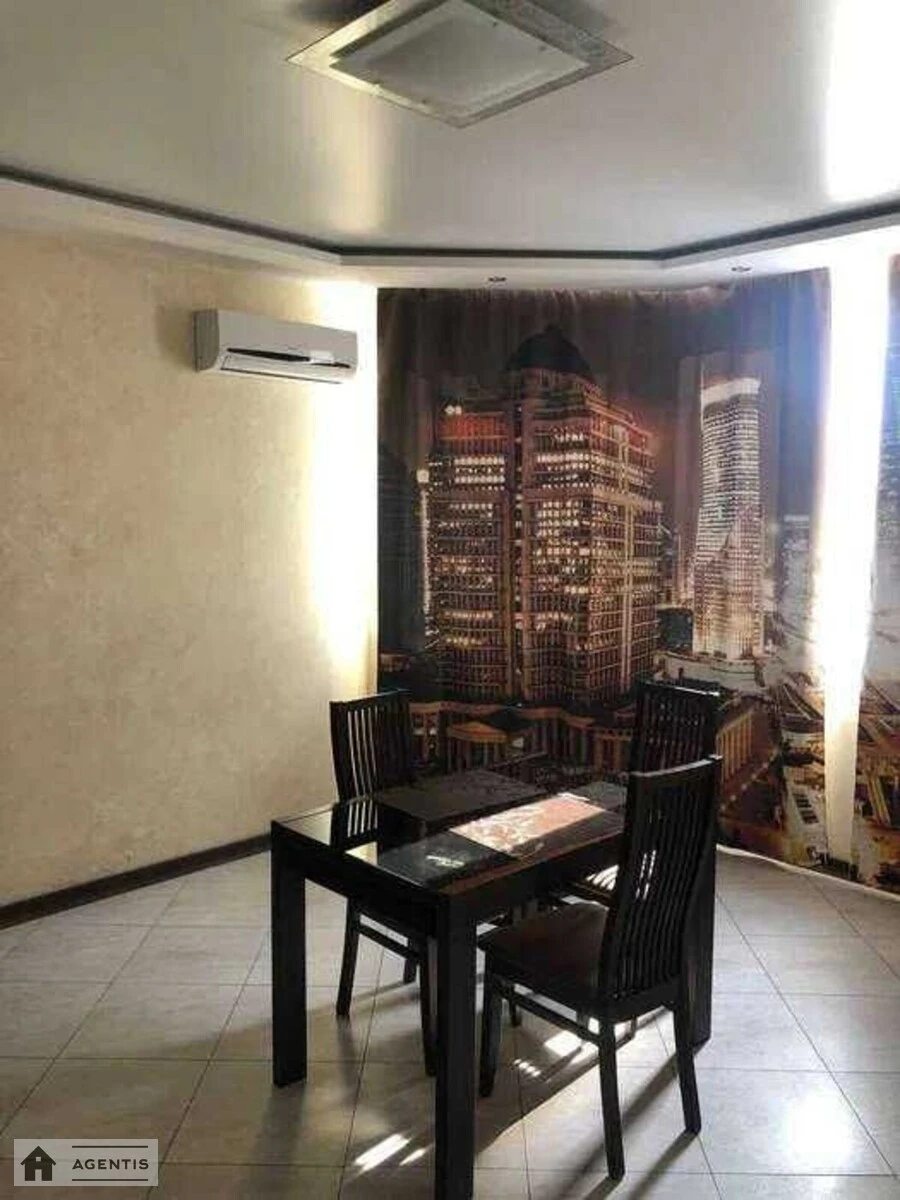 Apartment for rent 2 rooms, 52 m², 2nd fl./16 floors. 10, Bratyslavska 10, Kyiv. 