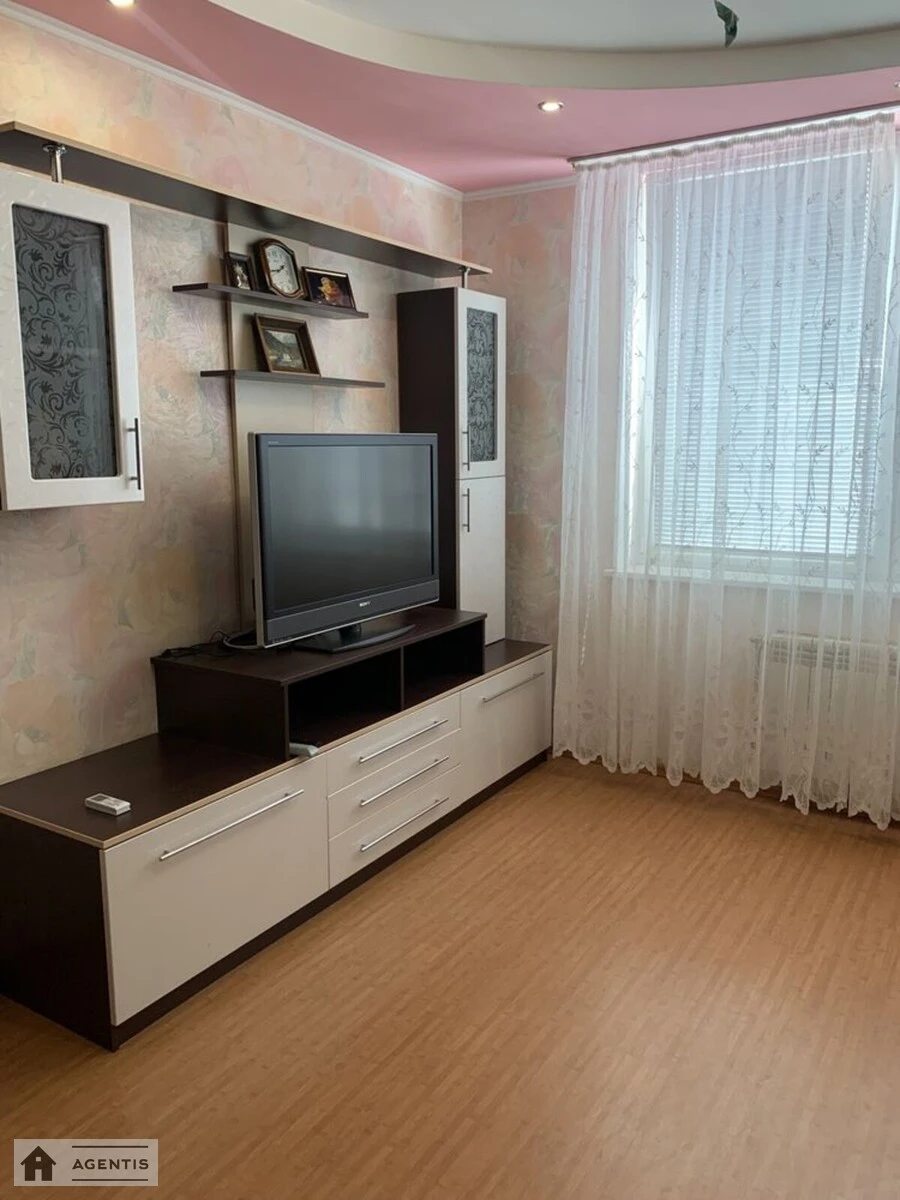 Apartment for rent 1 room, 45 m², 22nd fl./25 floors. 7, Yelyzavety Chavdar vul., Kyiv. 