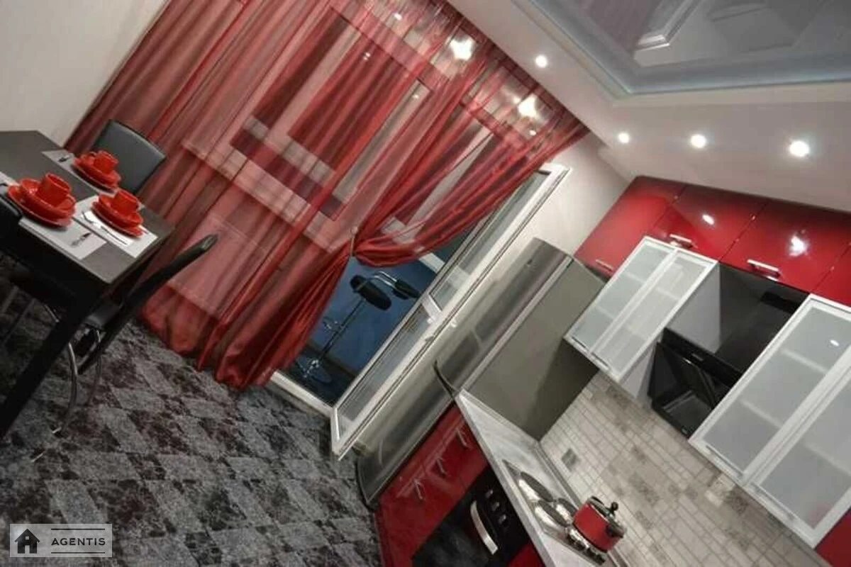 Сдам квартиру 1 комната, 56 m², 17 эт./25 этажей. Богдановская, Киев. 