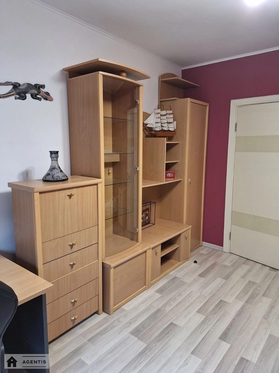 Здам квартиру 3 кімнати, 85 m², 5 пов./16 поверхів. 4, Княжий Затон 4, Київ. 