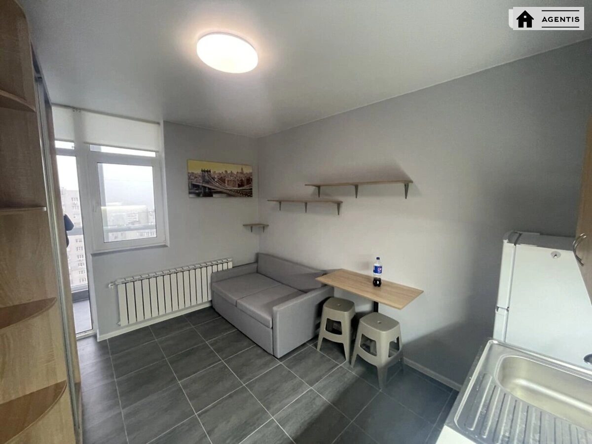 Сдам квартиру 1 комната, 23 m², 25 эт./25 этажей. 40, Ревуцкого 40, Киев. 