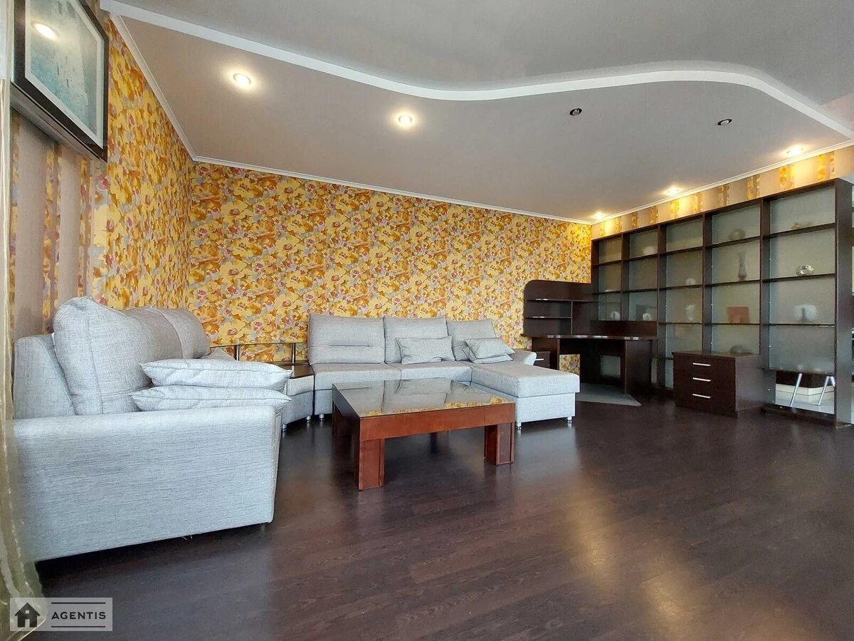 Apartment for rent 2 rooms, 79 m², 25th fl./27 floors. 22, Lvivska 22, Kyiv. 