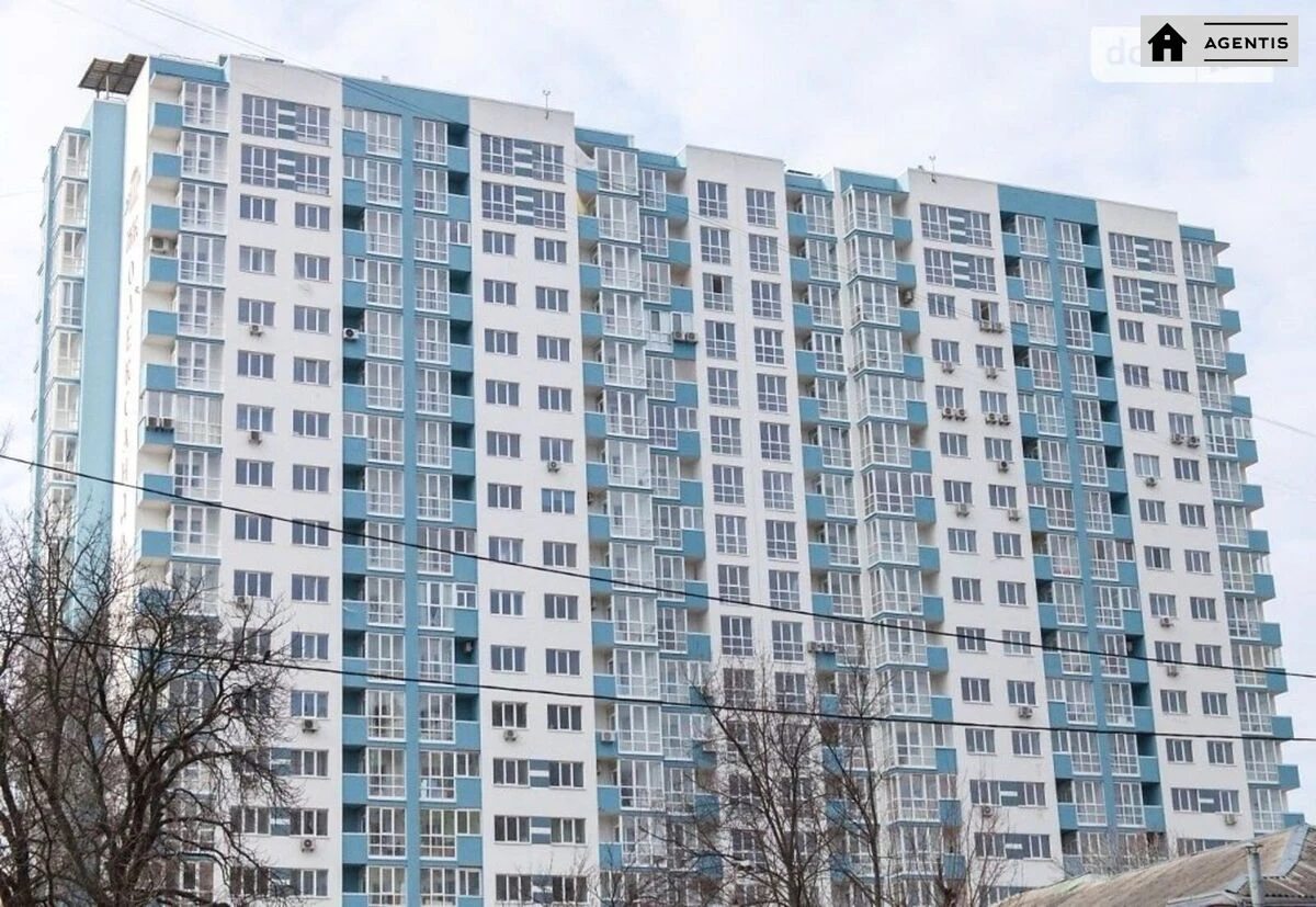 Сдам квартиру 1 комната, 50 m², 15 эт./19 этажей. 48, Патріарха Мстислава Скрипника вул. (Миколи Островського), Киев. 