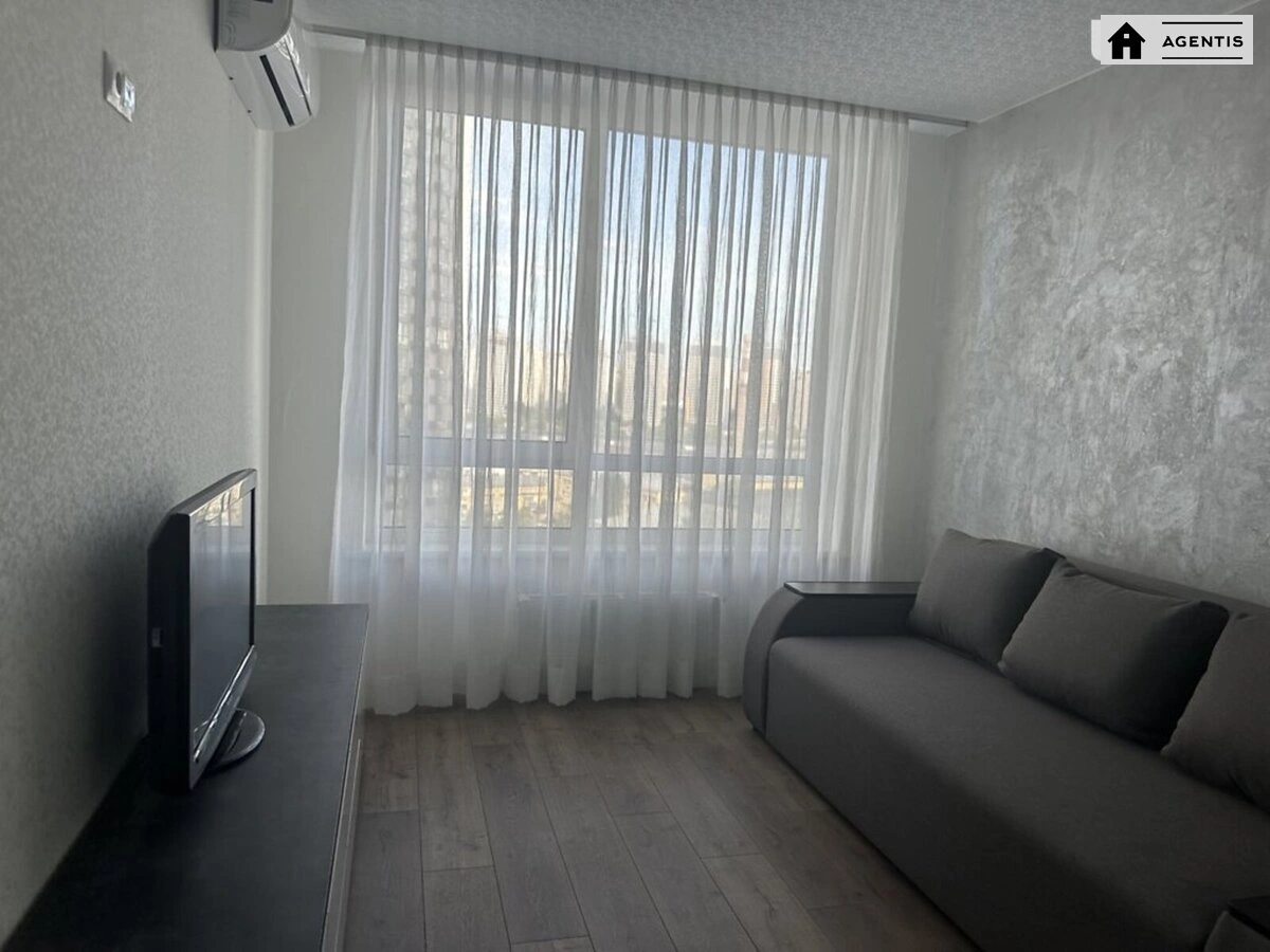 Apartment for rent 1 room, 40 m², 12th fl./26 floors. 15, Dniprovs'ka embankment 15, Kyiv. 