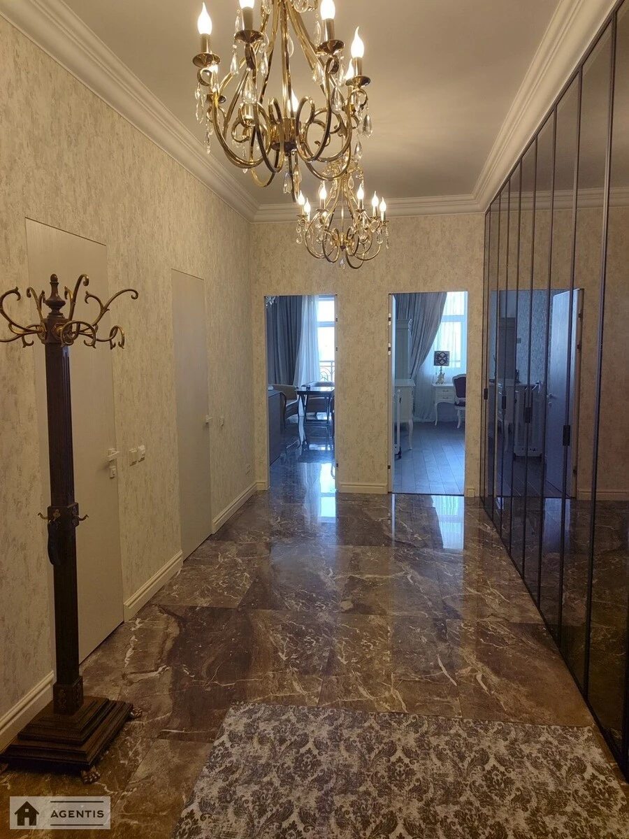 Apartment for rent 1 room, 90 m², 6th fl./9 floors. 35, Spaska 35, Kyiv. 